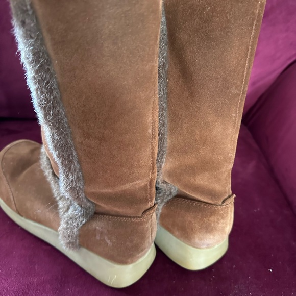 SOLD - Picture 4 of 8